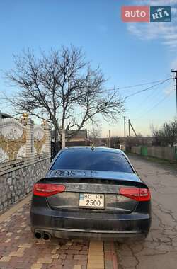 Седан Audi A4 2013 в Первомайську