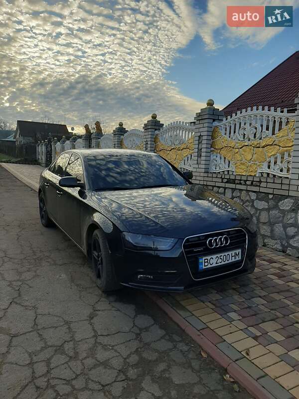 Седан Audi A4 2013 в Первомайську