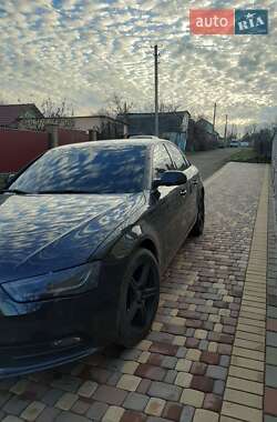 Седан Audi A4 2013 в Первомайську