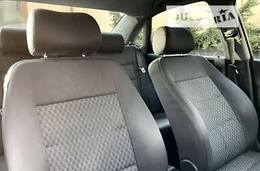 Седан Audi A4 1999 в 