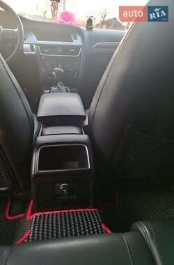 Седан Audi A4 2010 в 
