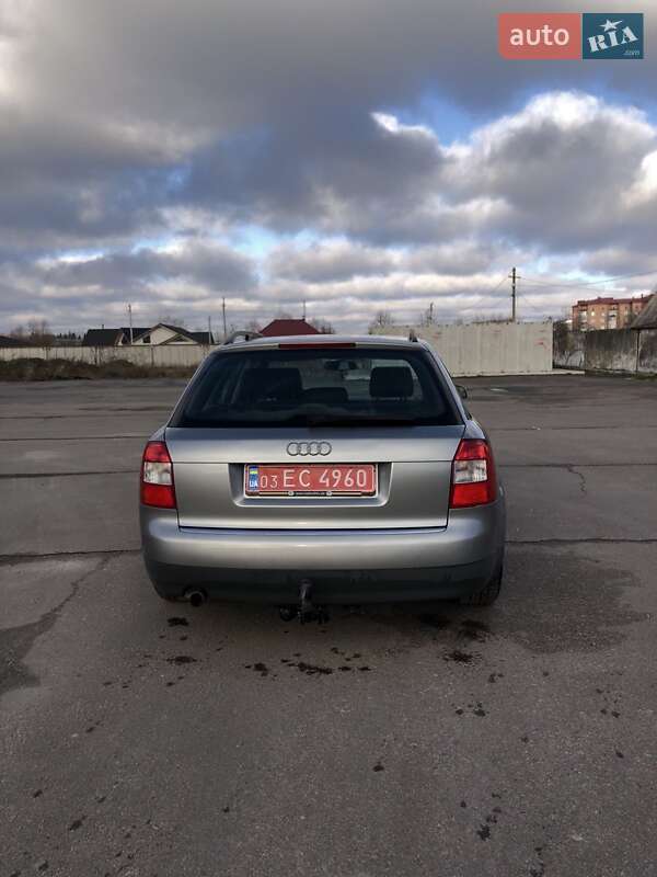 Универсал Audi A4 2002 в Сарнах