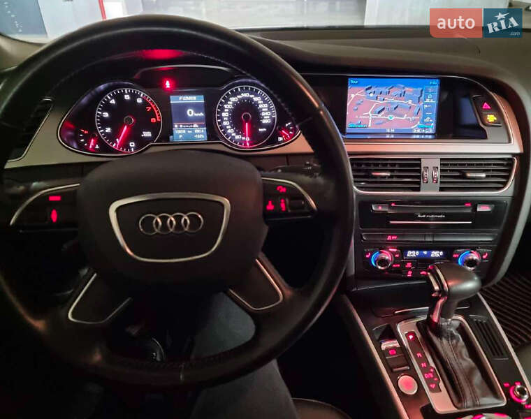 Седан Audi A4 2014 в Золочеве