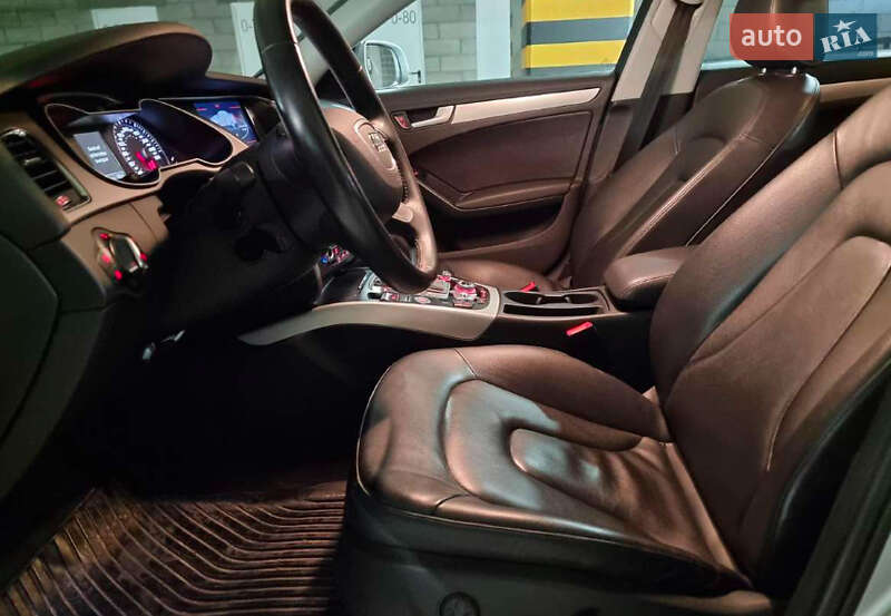 Седан Audi A4 2014 в Золочеве
