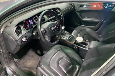Седан Audi A4 2013 в Одесі