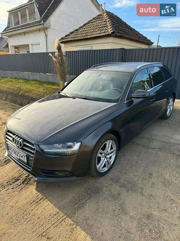 Audi A4 2012