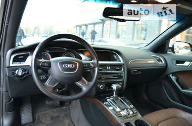 Седан Audi A4 2013 в Луцьку