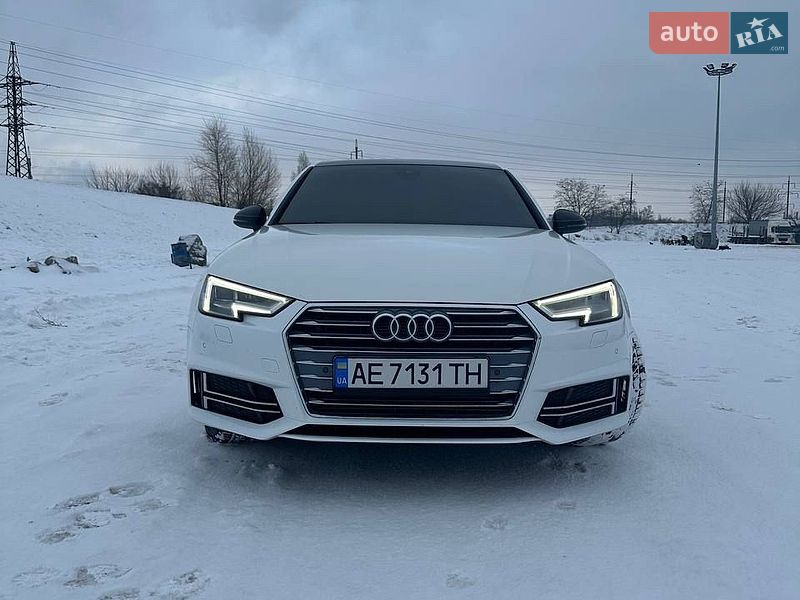 Седан Audi A4 2017 в Дніпрі