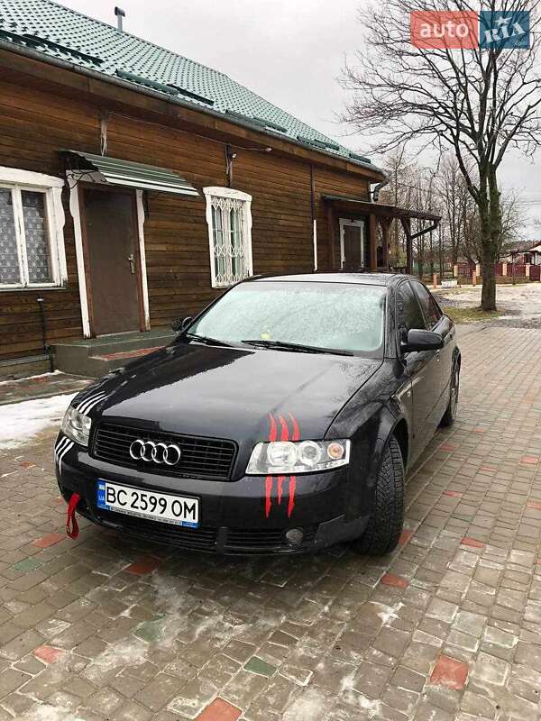 Седан Audi A4 2001 в Львове