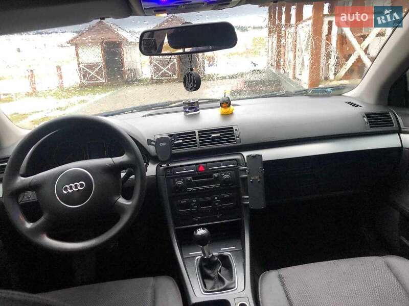 Седан Audi A4 2001 в Львове
