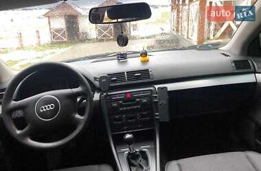 Седан Audi A4 2001 в 