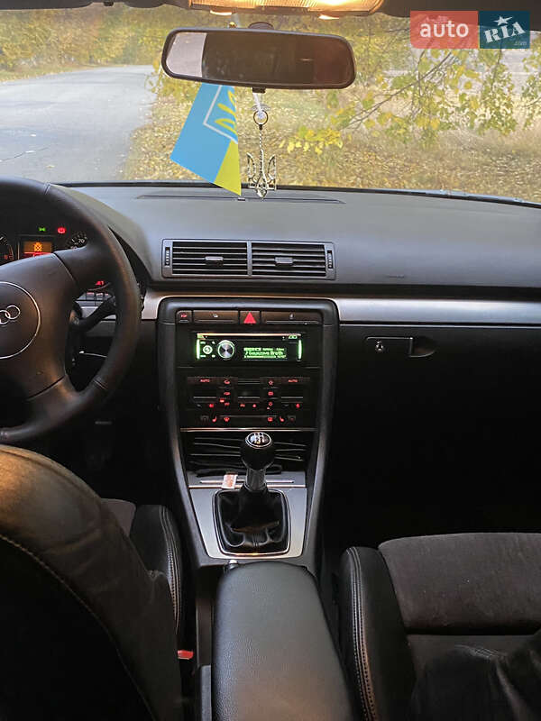 Седан Audi A4 2001 в Фастові