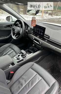 Седан Audi A4 2021 в Києві