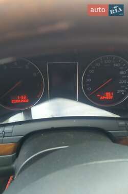 Универсал Audi A4 2002 в Ильинцах