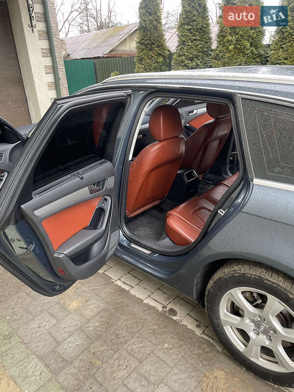 Універсал Audi A4 2009 в Івано-Франківську
