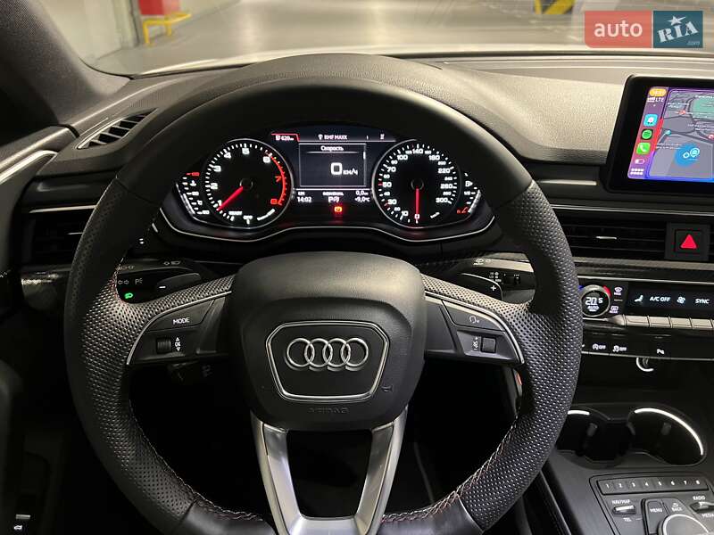 Седан Audi A4 2016 в Киеве