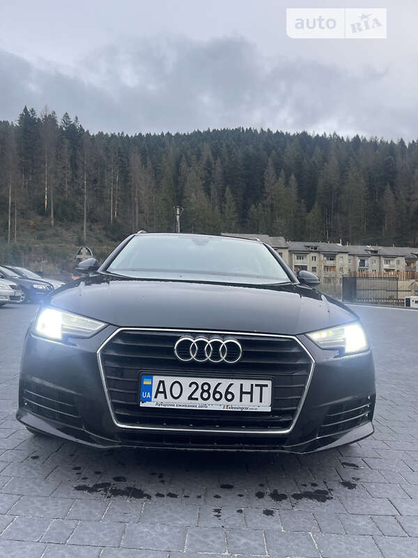 Универсал Audi A4 2016 в 