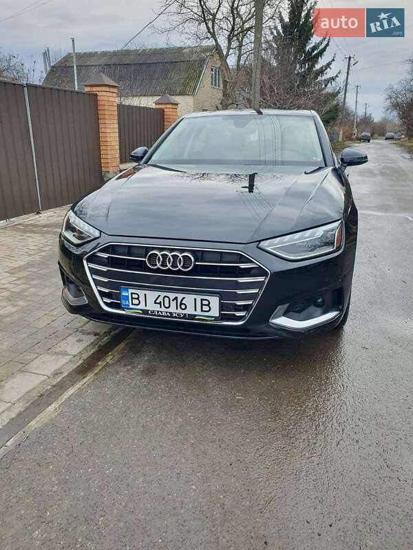 Седан Audi A4 2020 в Полтаве