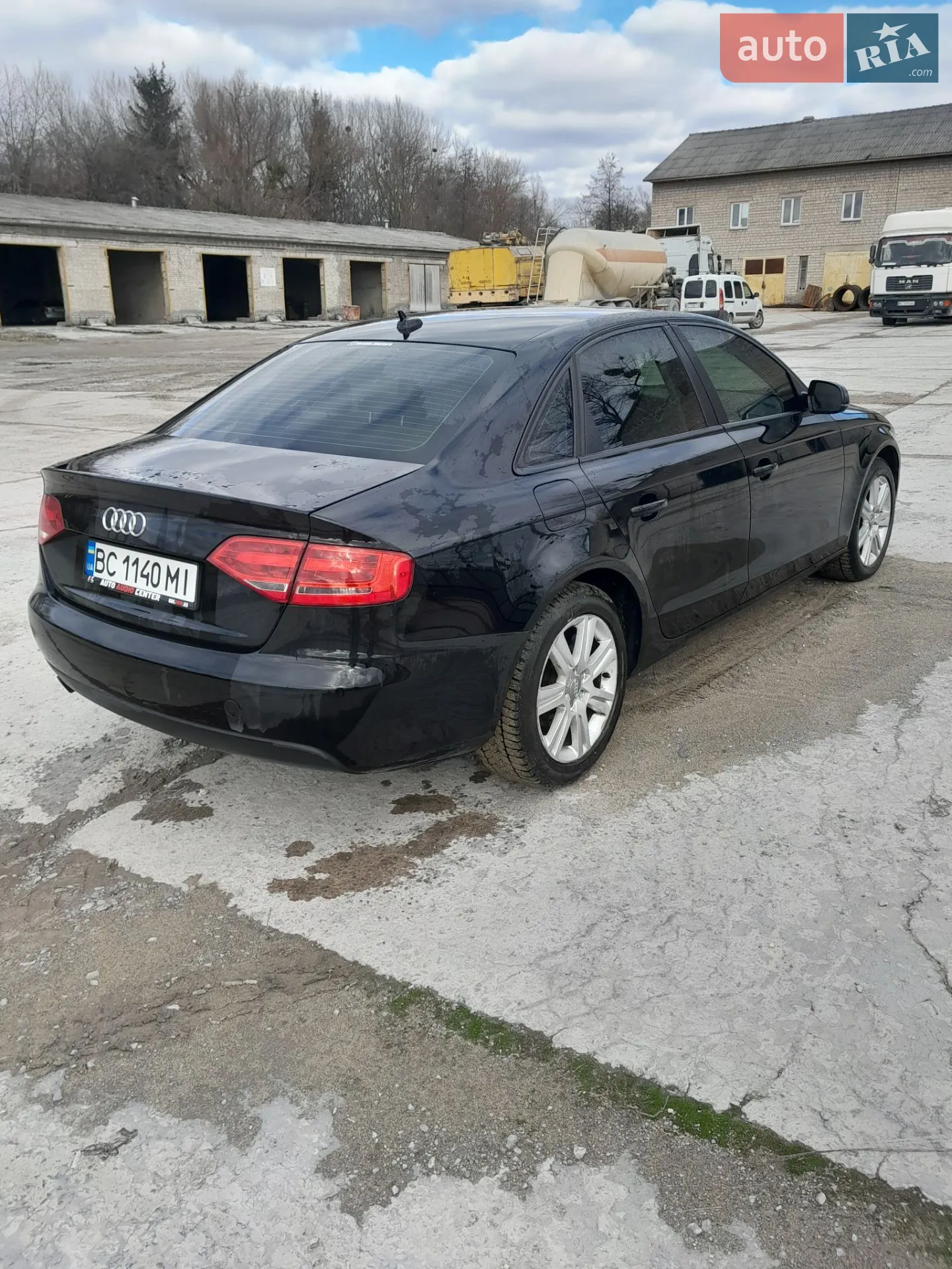 2010 Audi A4 - мініатюра 5