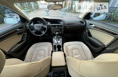 Седан Audi A4 2014 в Стрию