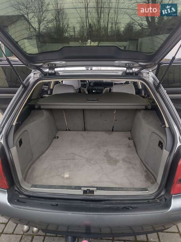 Универсал Audi A4 1996 в Черновцах