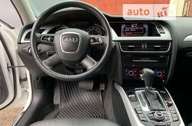 Седан Audi A4 2012 в Стрые