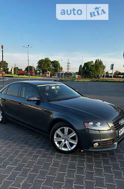 Седан Audi A4 2011 в Одесі