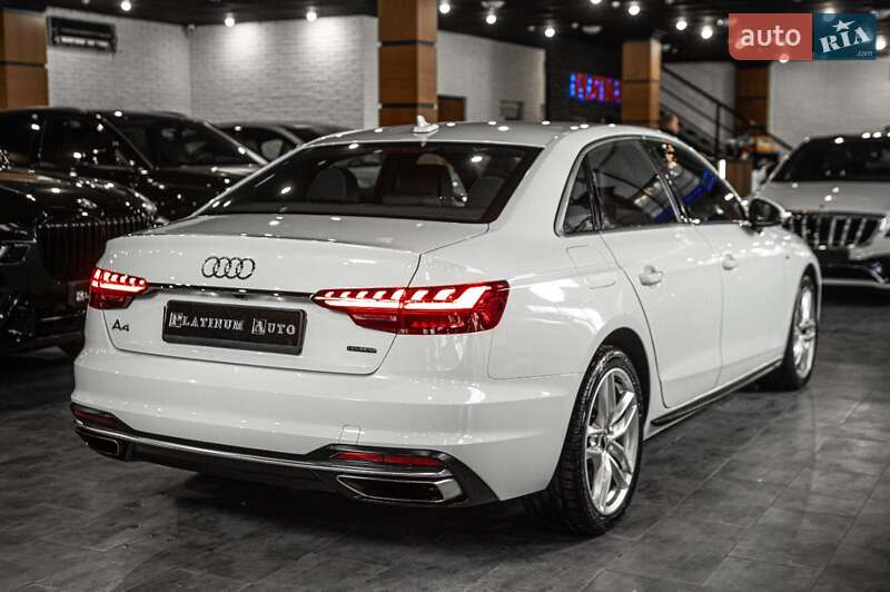 Седан Audi A4 2019 в Одессе