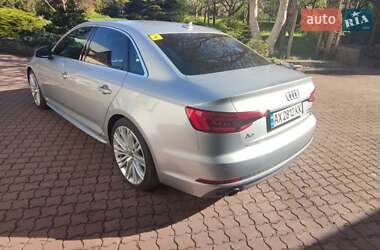 Седан Audi A4 2016 в Львове