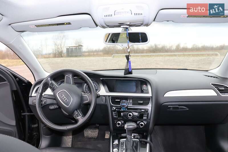 Седан Audi A4 2014 в Николаеве