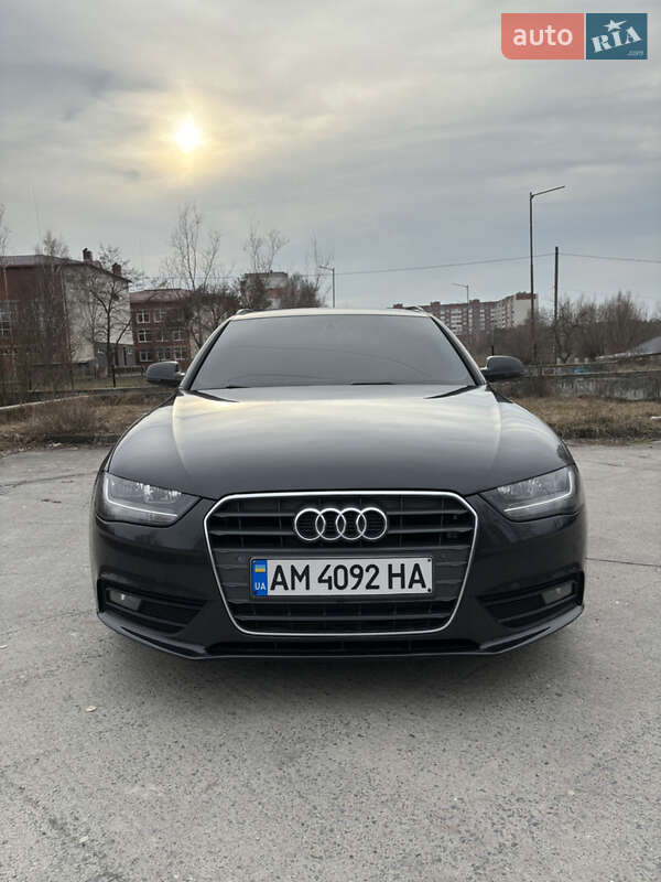 Универсал Audi A4 2014 в Звягеле