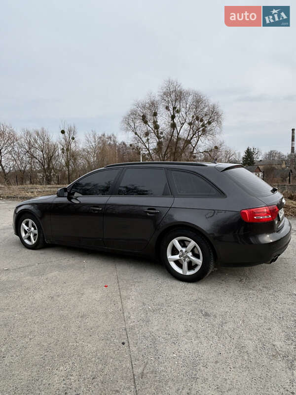 Универсал Audi A4 2014 в Звягеле