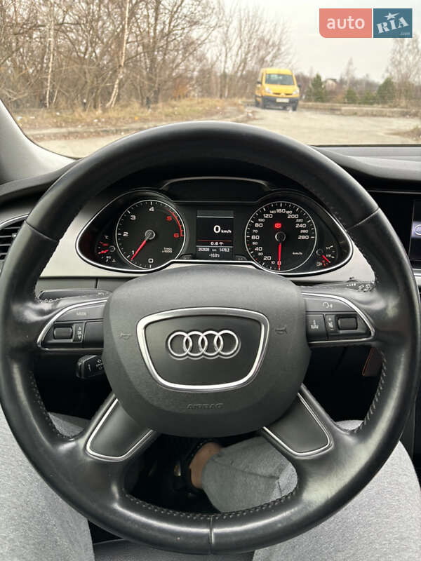 Универсал Audi A4 2014 в Звягеле