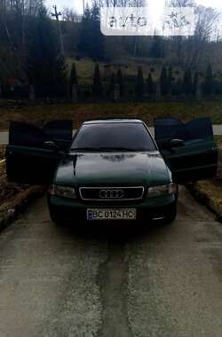 Седан Audi A4 1997 в Бориславі