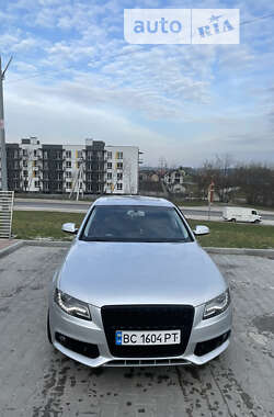 Седан Audi A4 2011 в Львові