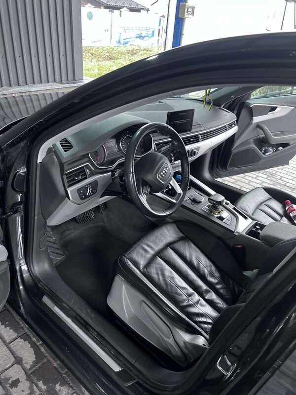 Седан Audi A4 2017 в Тернополе