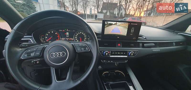 Седан Audi A4 2020 в Киеве