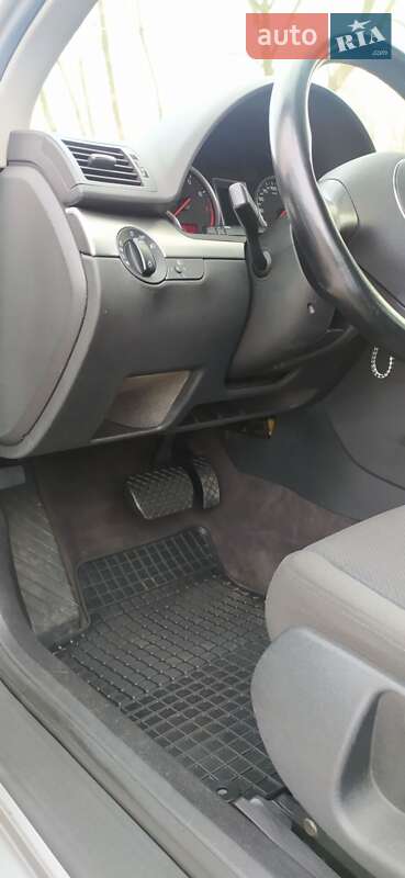 Универсал Audi A4 2002 в Запорожье