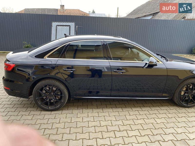 Седан Audi A4 2016 в Самборе