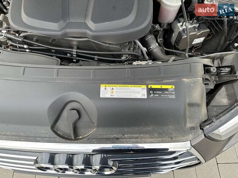 Универсал Audi A4 2017 в Ужгороде