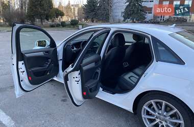 Седан Audi A4 2015 в 