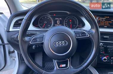 Седан Audi A4 2015 в 