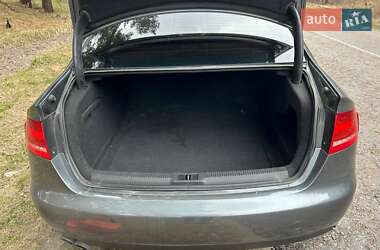 Седан Audi A4 2012 в 