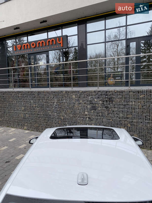 Седан Audi A4 2018 в Тернополе