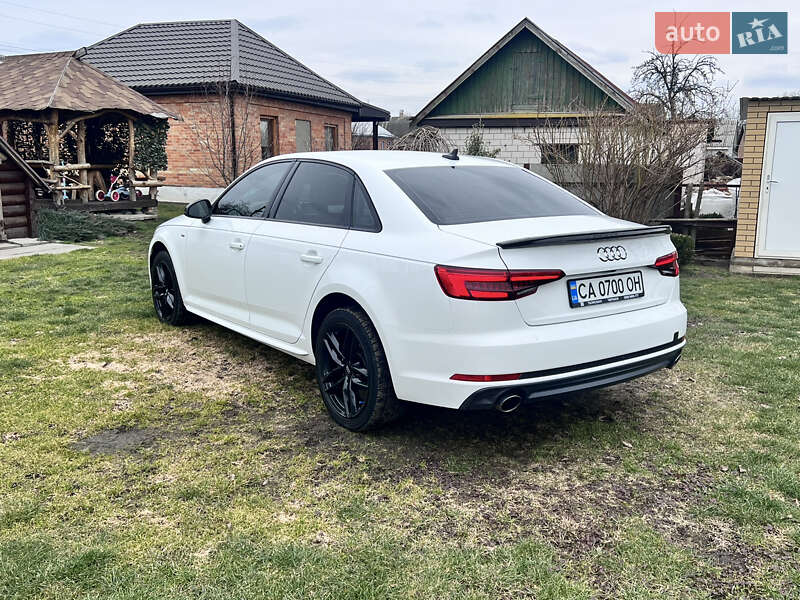 Седан Audi A4 2016 в Черкасах