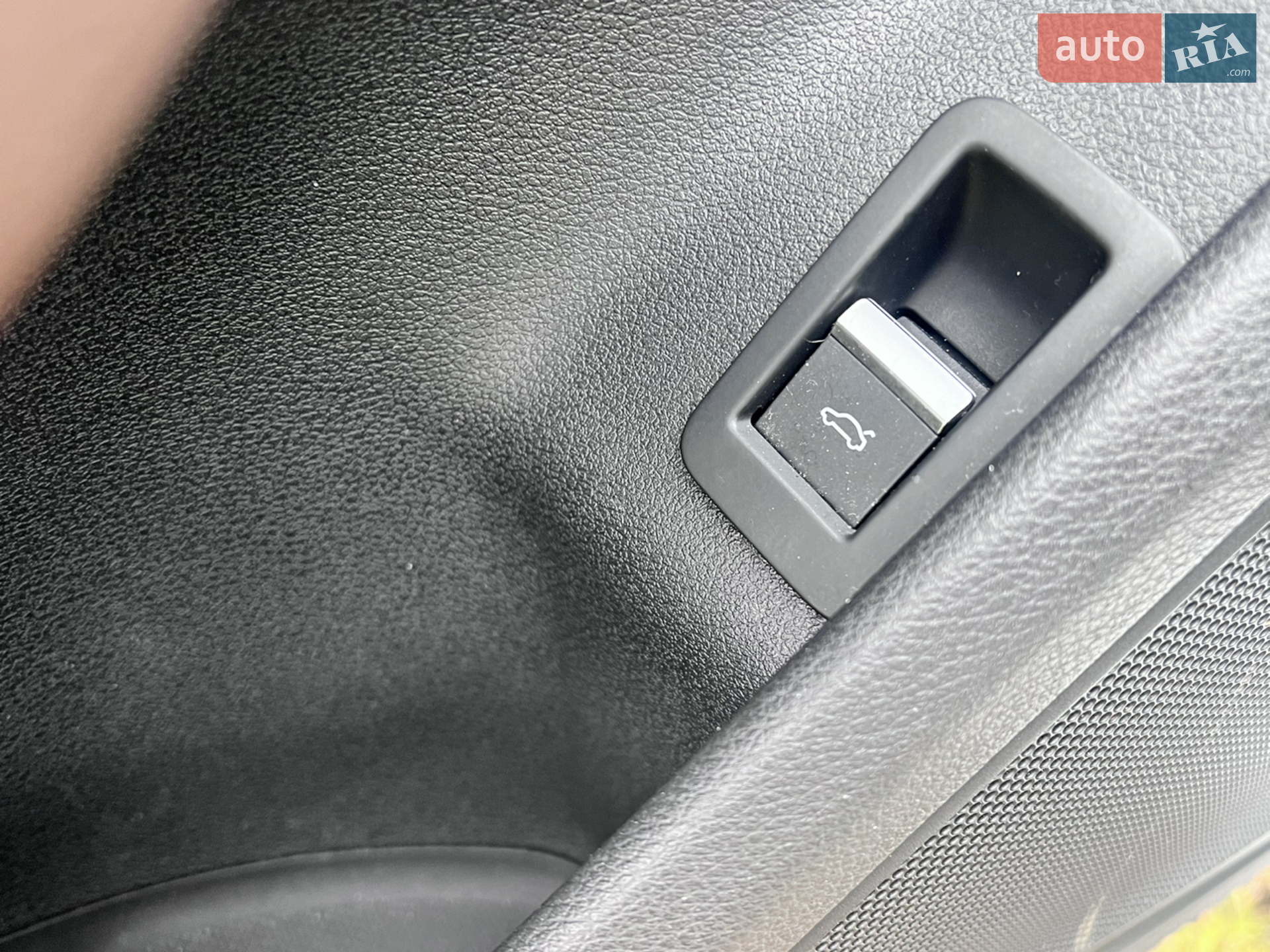 2016 Audi A4 - мініатюра 19