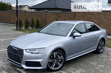Седан Audi A4 2018 в 