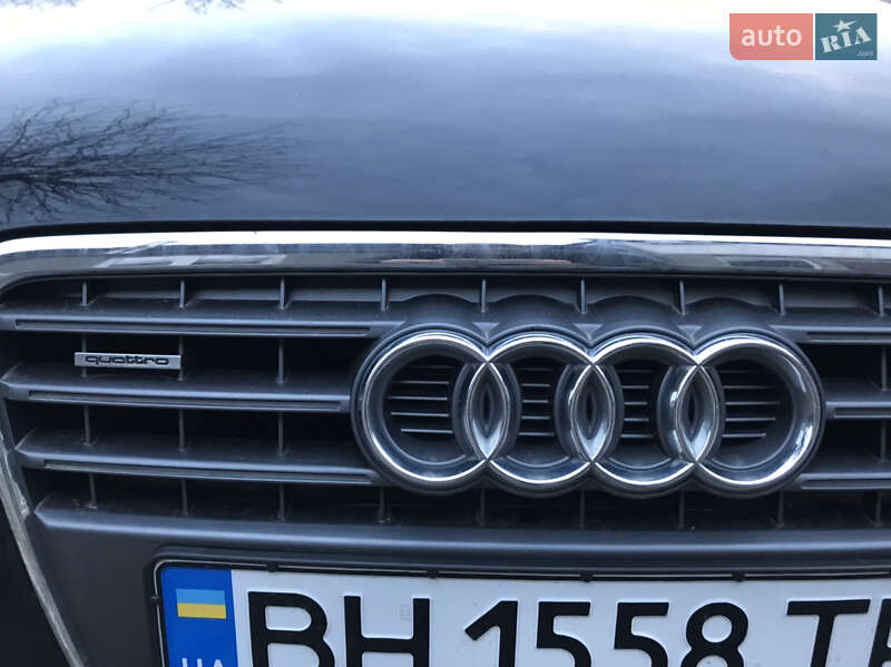 Седан Audi A4 2011 в Одессе