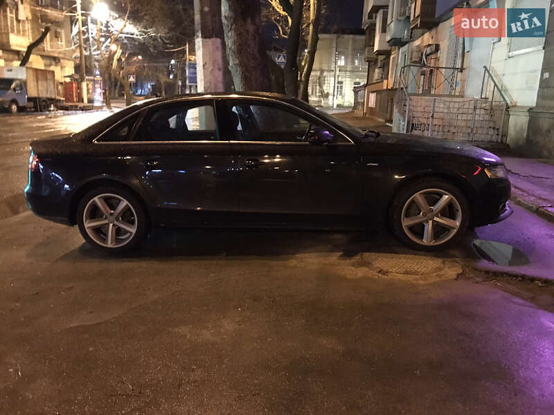 Седан Audi A4 2011 в Одессе
