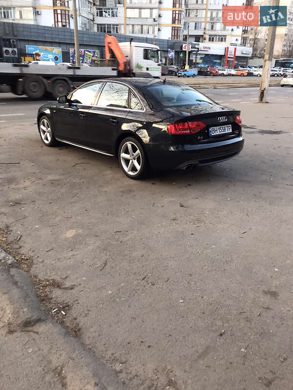 Седан Audi A4 2011 в Одессе
